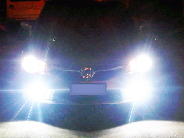 Lampu Kendaraan Menyilaukan